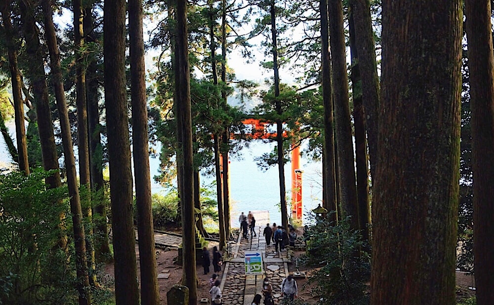 箱根の地を守るパワースポット 箱根神社 ふるさとlovers